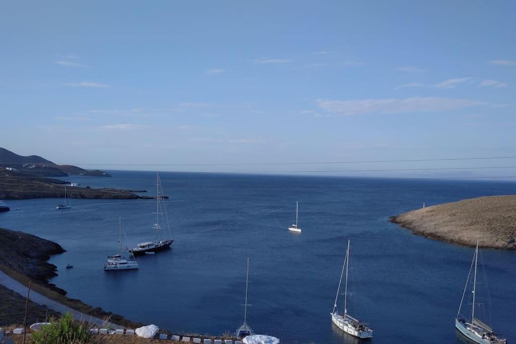 Вилла Kythnos - Loutra- House Экстерьер фото